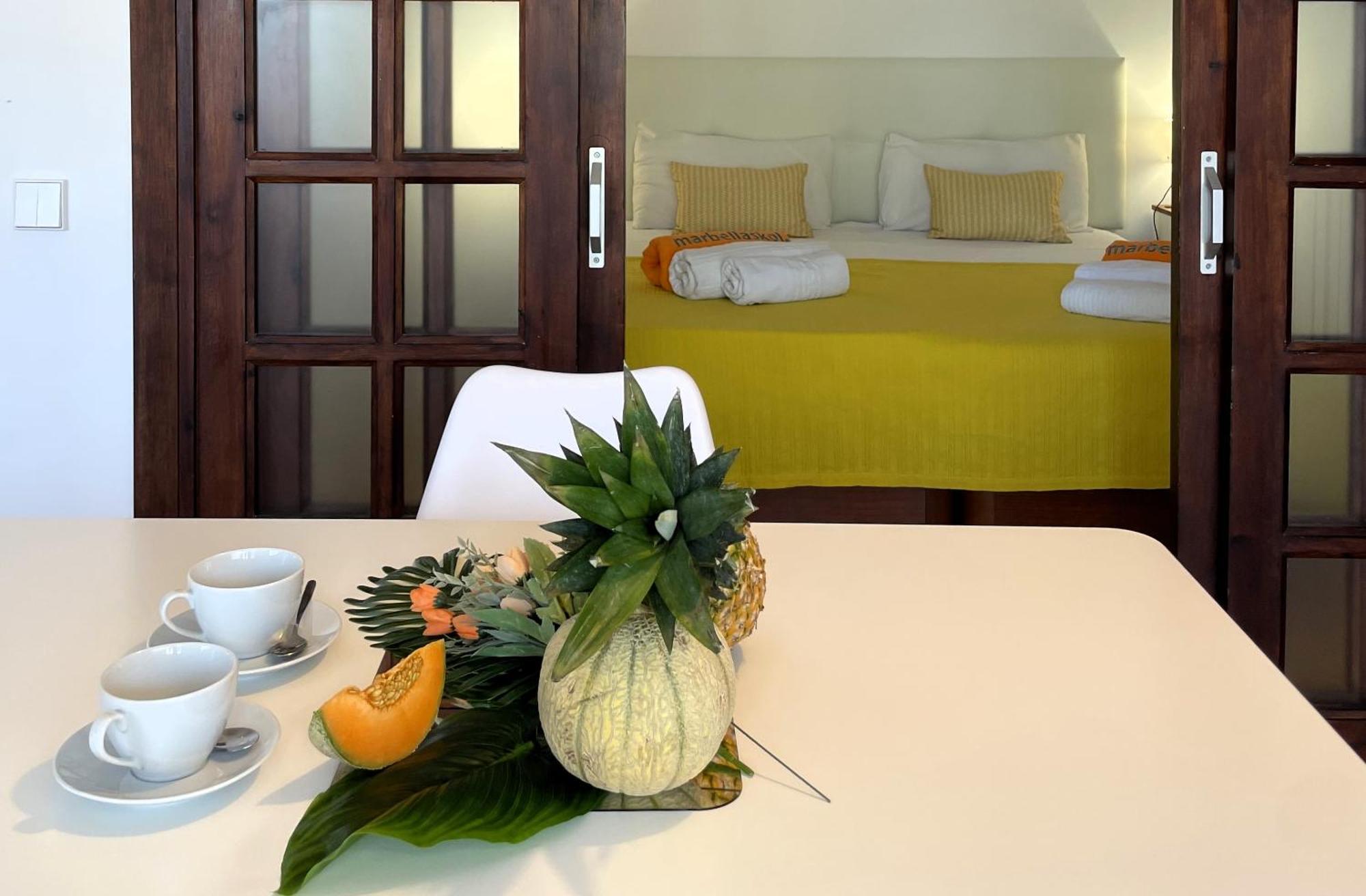 Mediterraneo 508. Fantastic Studio On The Beachfront With Sea Views. 马尔韦利亚 外观 照片