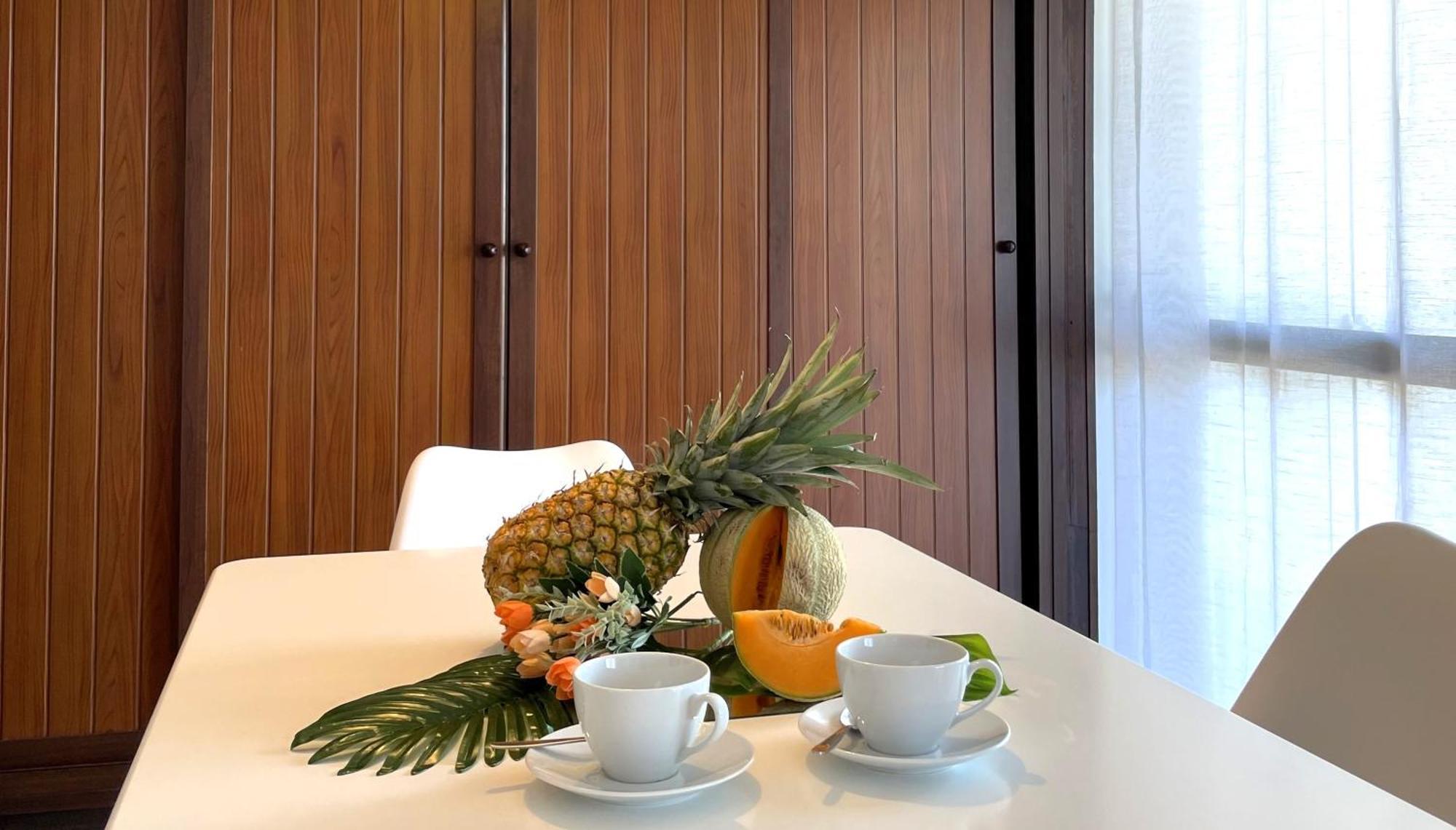 Mediterraneo 508. Fantastic Studio On The Beachfront With Sea Views. 马尔韦利亚 外观 照片
